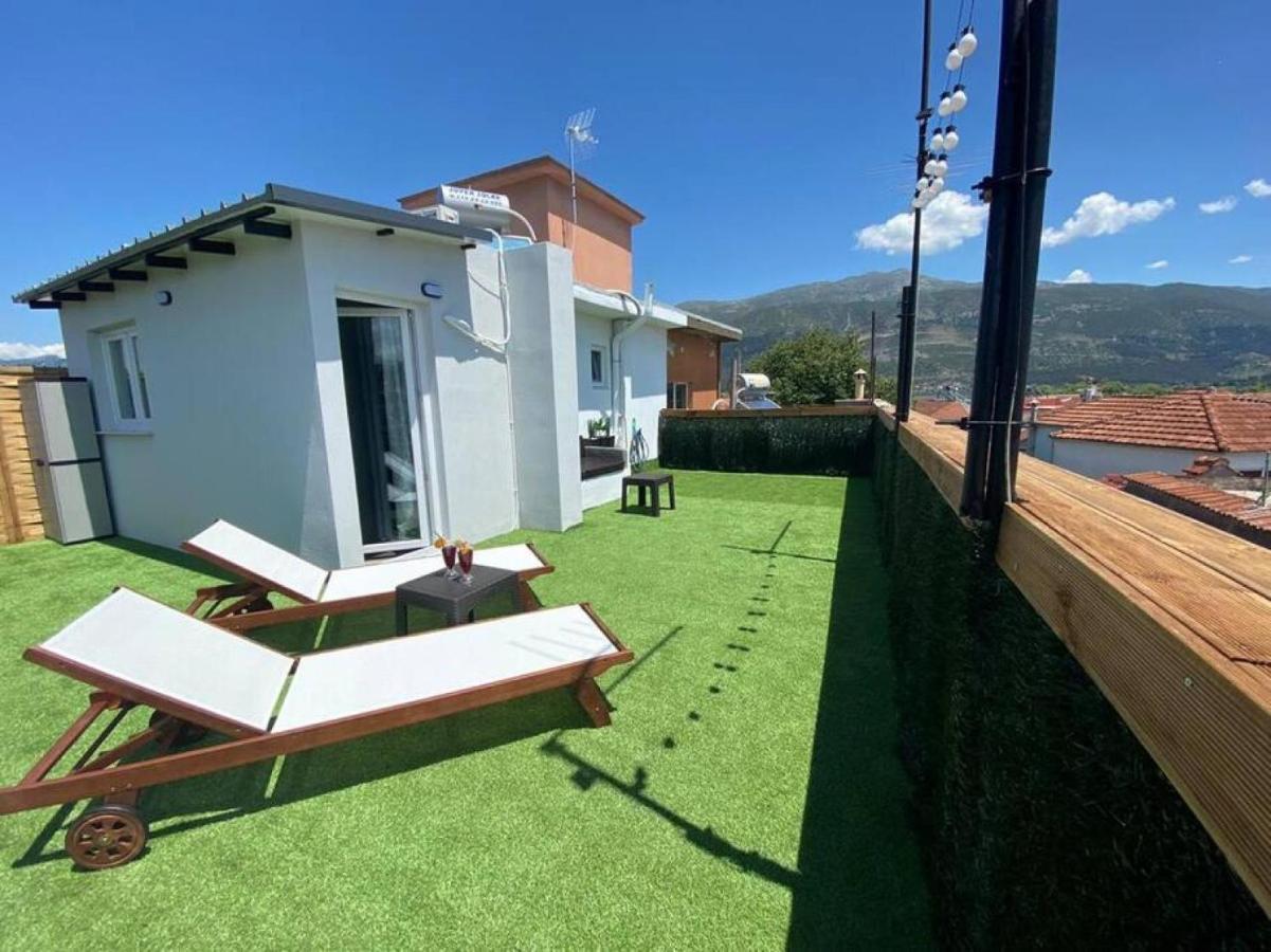Rooftop Apartment With Garden In Ioannina Exterior foto
