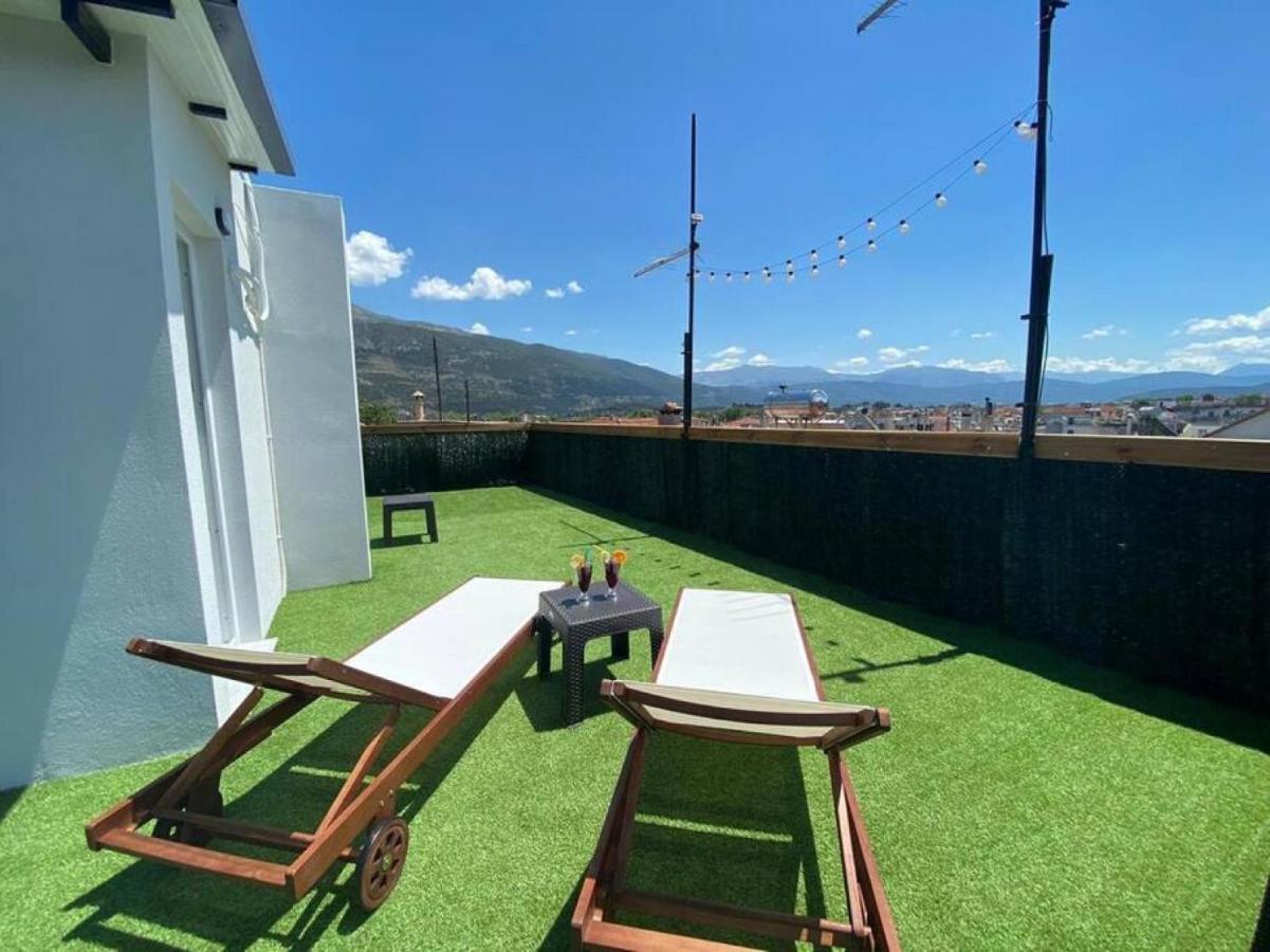 Rooftop Apartment With Garden In Ioannina Exterior foto